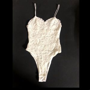 TOPSHOP White lace bodysuit